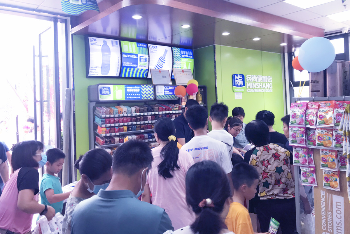便利店是加盟好还是自己开好