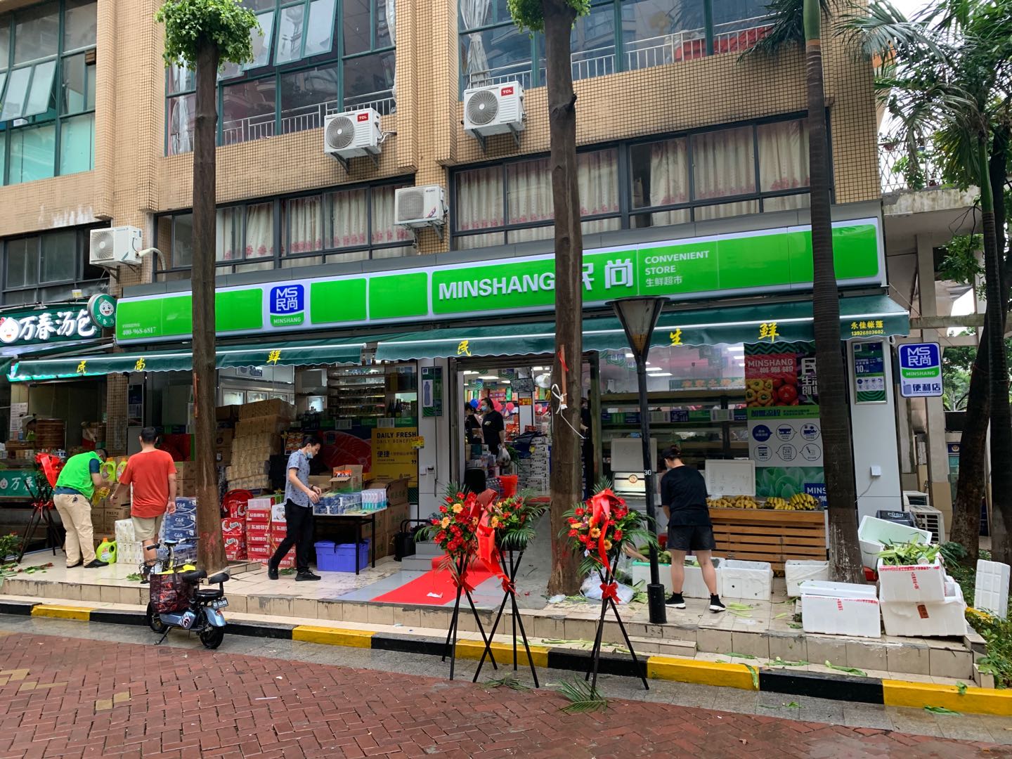 在深圳城中村开便利店的优缺点，在深圳开便利店加盟怎么样